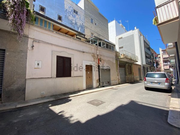 appartamento in vendita a Barletta in zona Settefrati