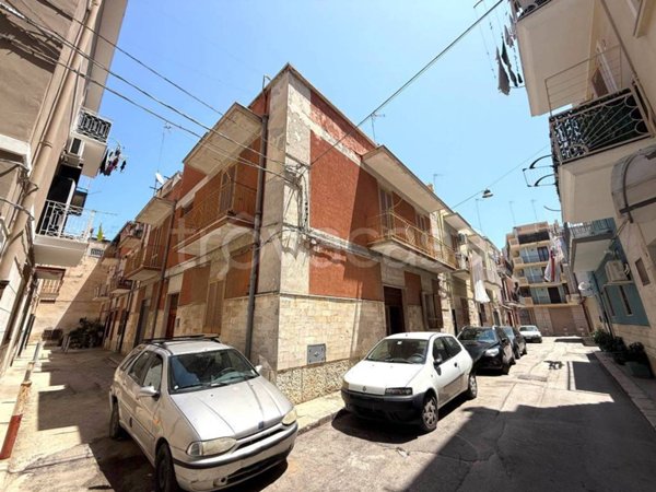 appartamento in vendita a Barletta in zona Borgovilla