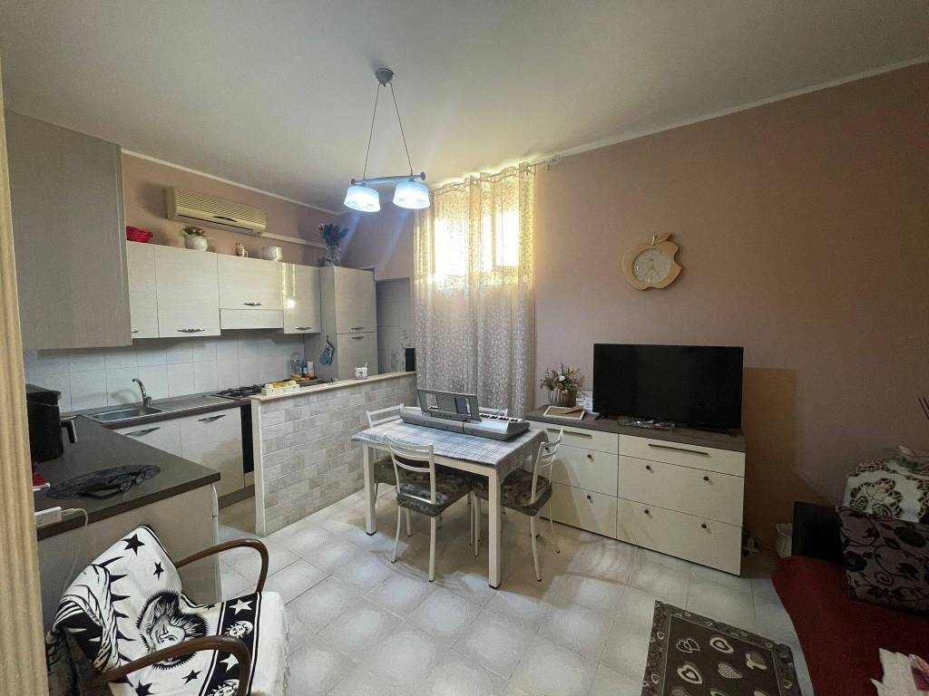 appartamento in vendita a Barletta in zona Settefrati