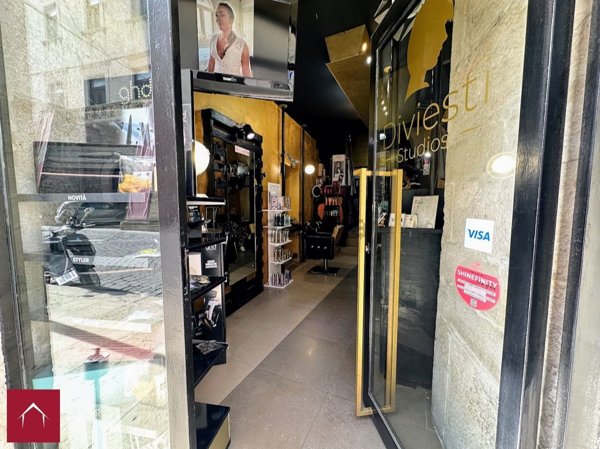 locale commerciale in vendita a Barletta
