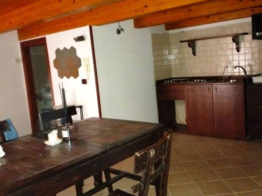 appartamento in vendita a Barletta in zona Settefrati