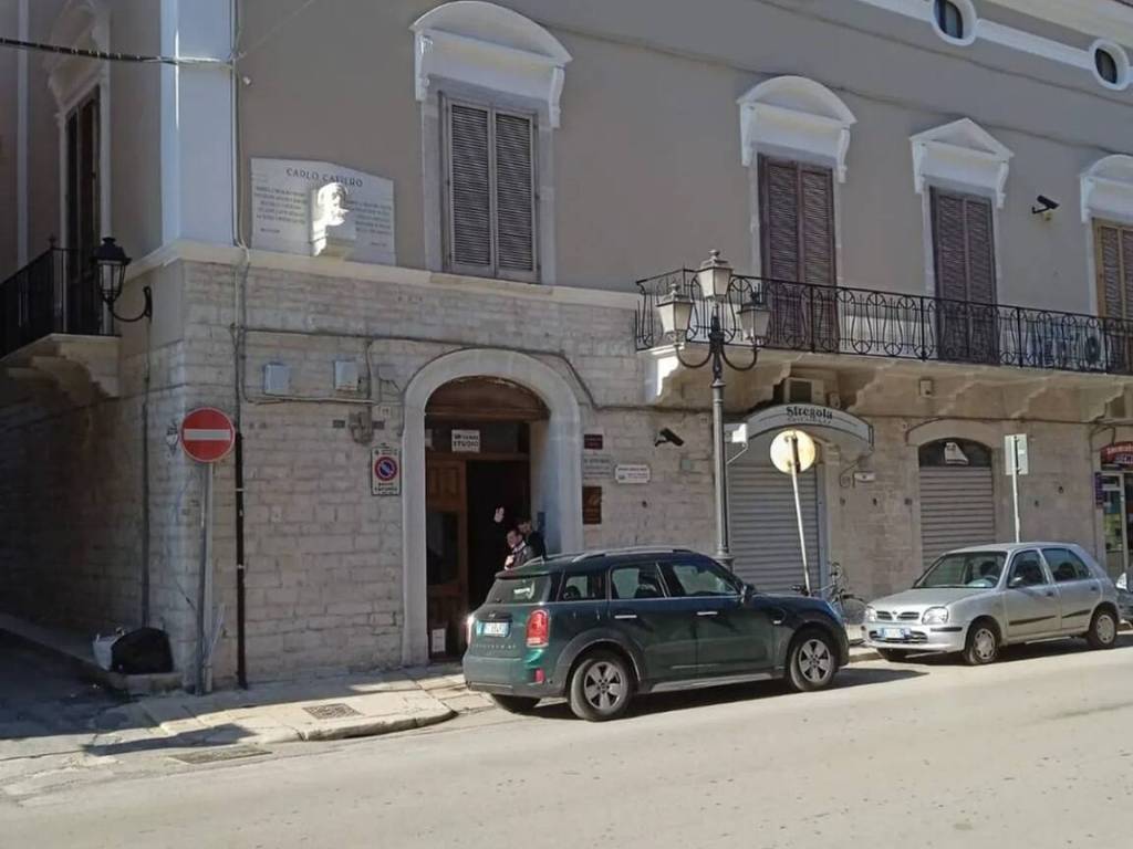 ufficio in vendita a Barletta in zona Centro Città