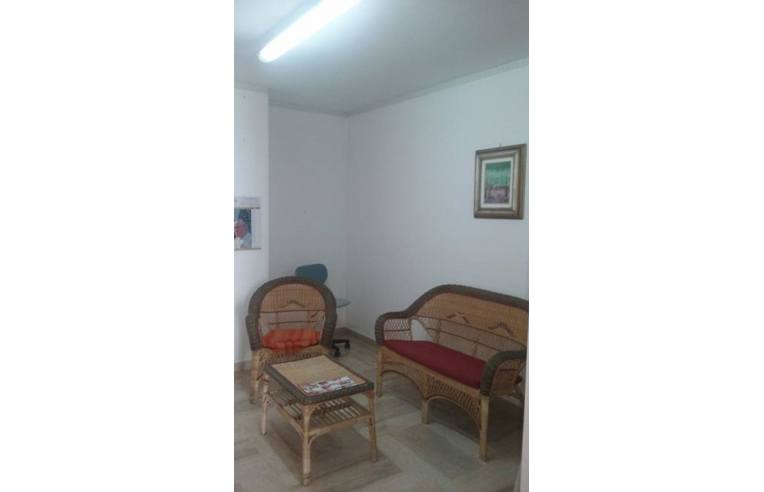 locale commerciale in vendita a Barletta