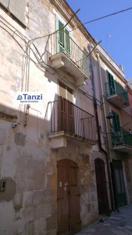 appartamento in vendita a Barletta in zona Santa Maria