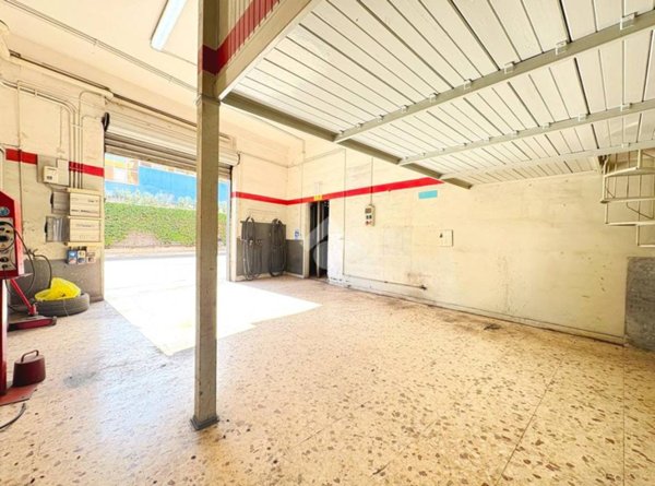 negozio in vendita a Barletta