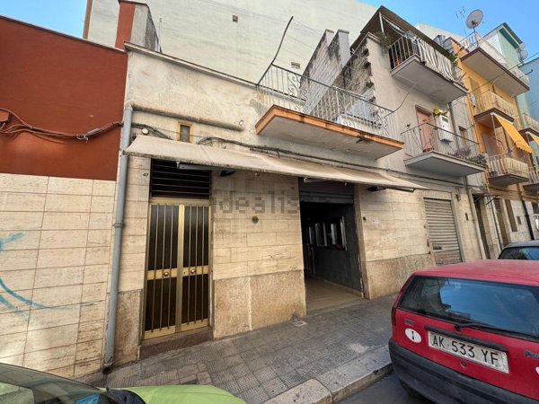 casa indipendente in vendita a Barletta in zona Centro Città