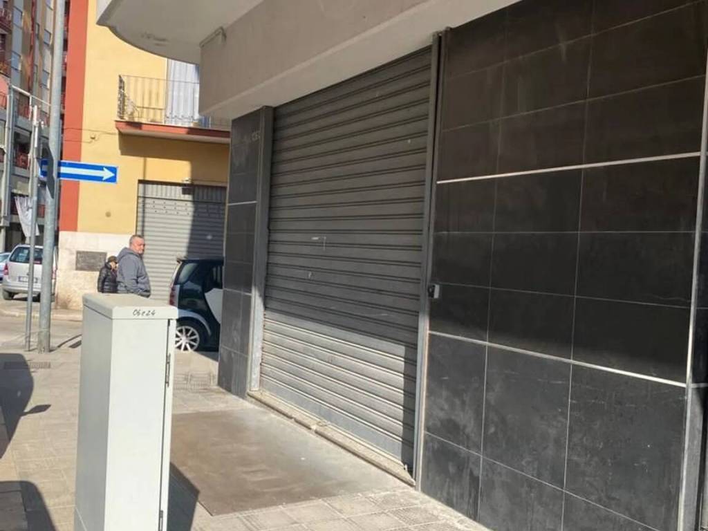 negozio in vendita a Barletta in zona Settefrati