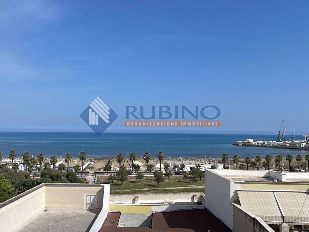 appartamento in vendita a Barletta in zona Centro Città