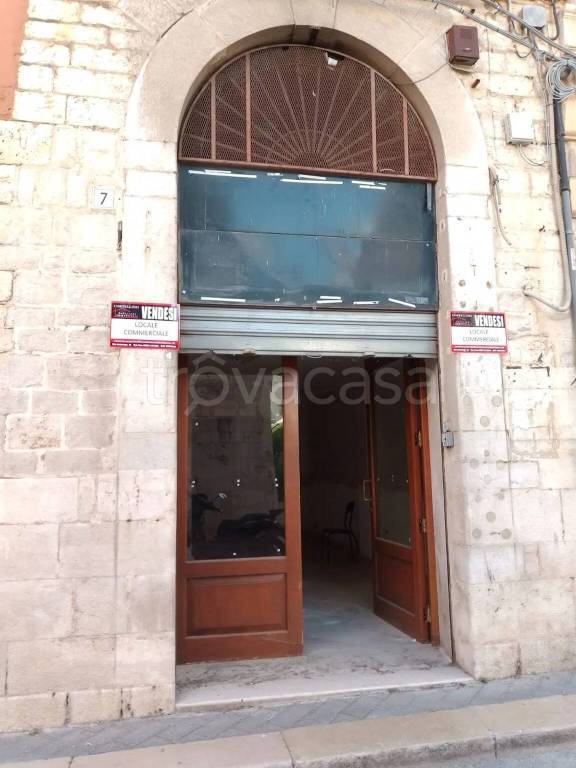 trivano in vendita a Barletta in zona Centro Città