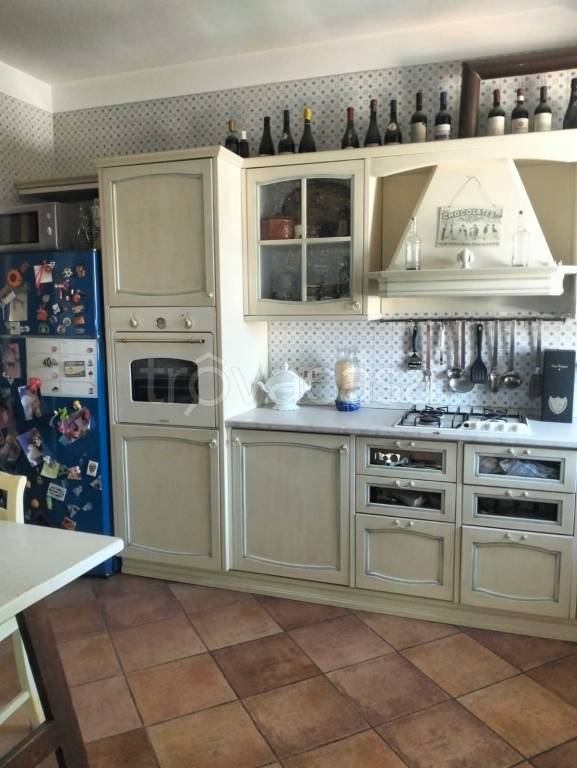 appartamento in vendita a Barletta in zona Settefrati