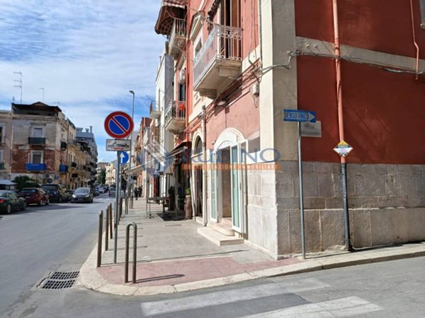 negozio in vendita a Barletta in zona Settefrati