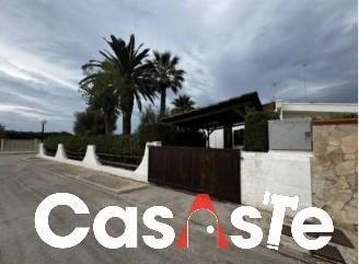 casa indipendente in vendita a Barletta in zona Centro Città