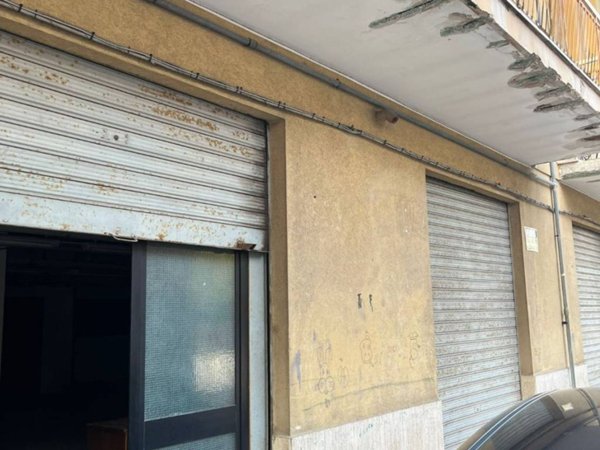 negozio in vendita a Barletta in zona Borgovilla