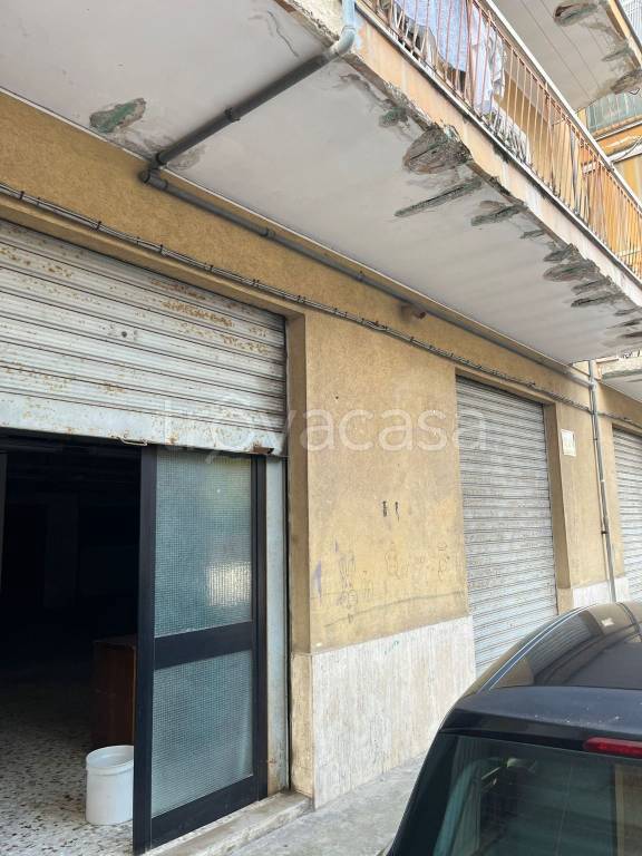 negozio in vendita a Barletta in zona Borgovilla