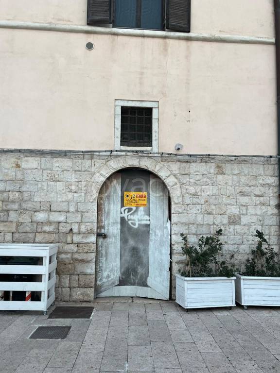 negozio in vendita a Barletta