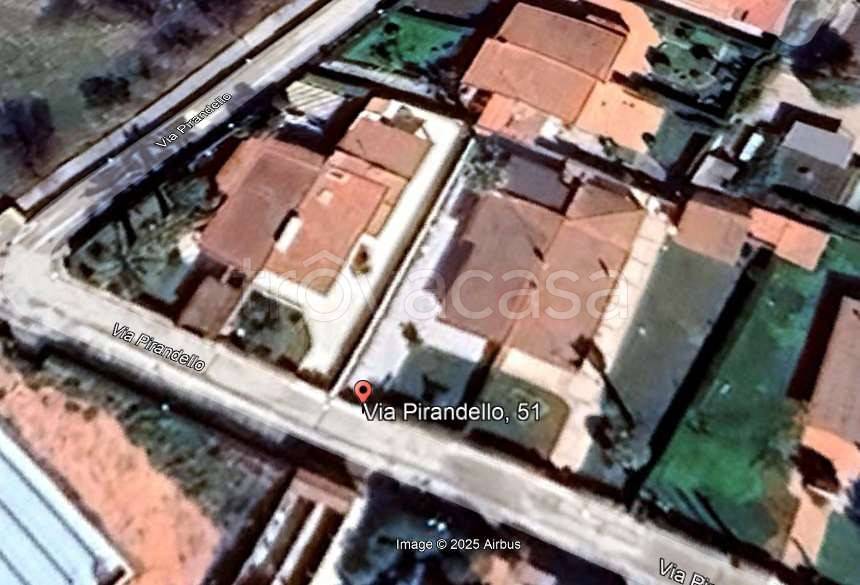 casa indipendente in vendita a Barletta in zona Fiumara