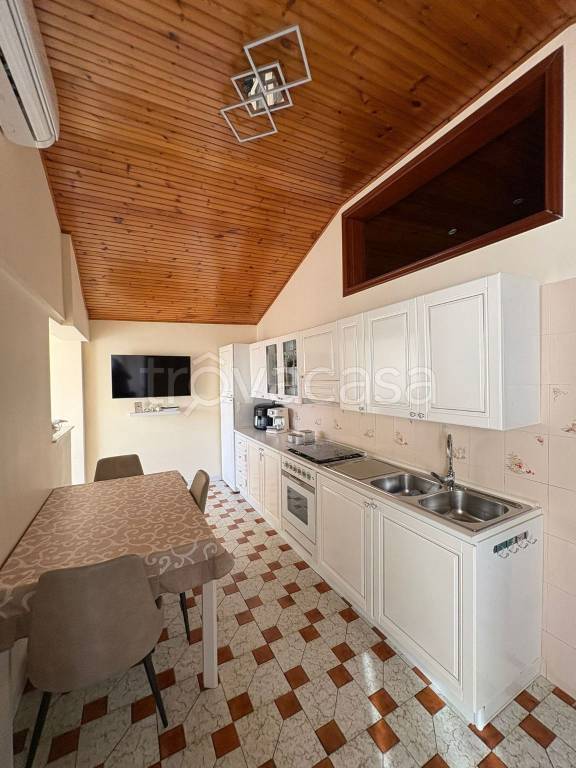 appartamento in vendita a Barletta in zona Settefrati