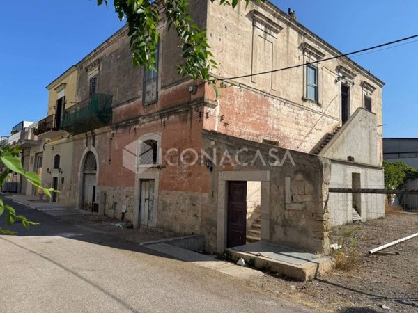 casa indipendente in vendita a Barletta