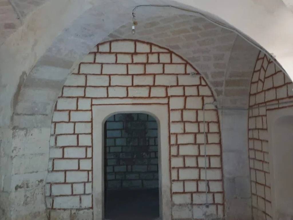 negozio in vendita a Barletta in zona Settefrati