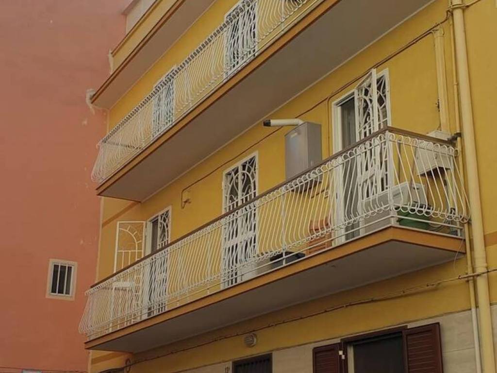 casa indipendente in vendita a Barletta in zona Borgovilla