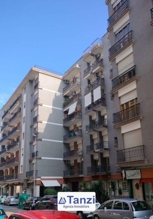 appartamento in vendita a Barletta in zona Centro Città