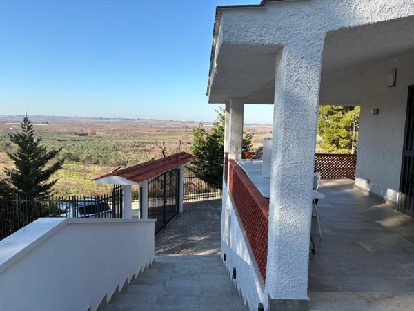 casa indipendente in vendita a Barletta