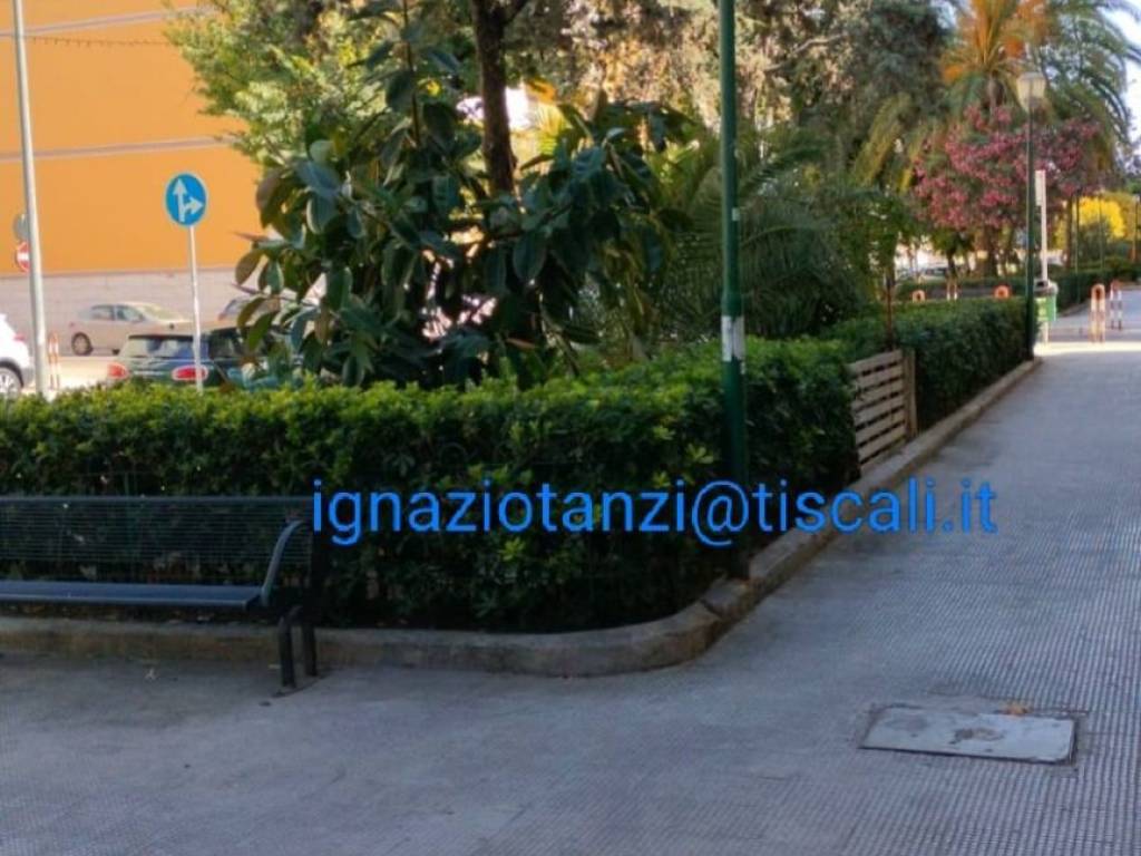 negozio in vendita a Barletta