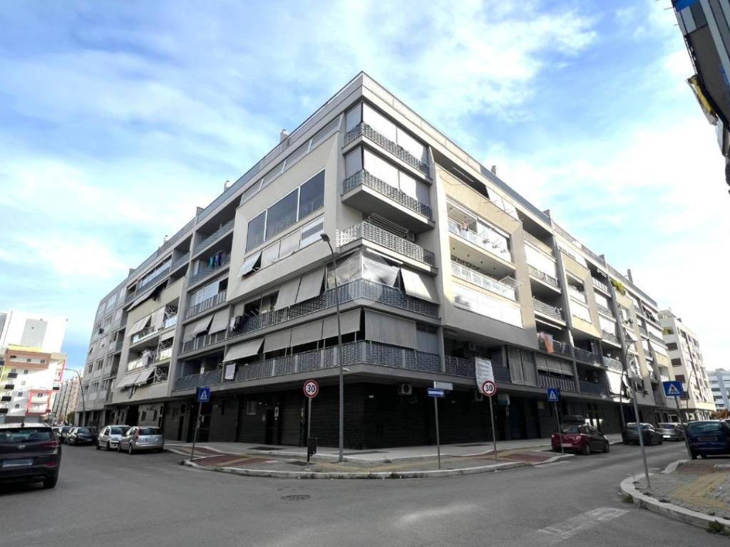 appartamento in vendita a Barletta in zona Borgovilla