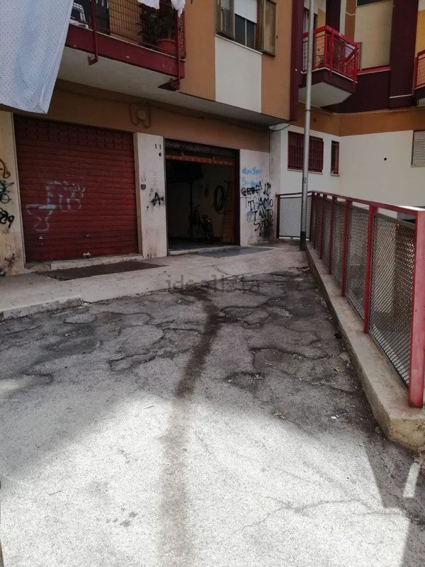 negozio in vendita a Barletta