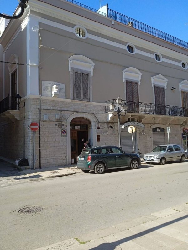 ufficio in vendita a Barletta in zona Centro Città