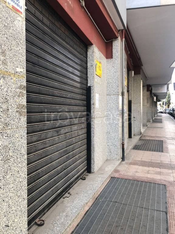 negozio in vendita a Barletta in zona Settefrati