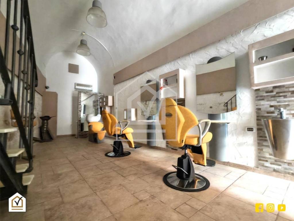 negozio in vendita a Barletta in zona Settefrati