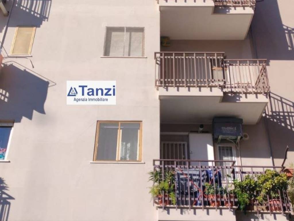 appartamento in vendita a Barletta in zona Settefrati