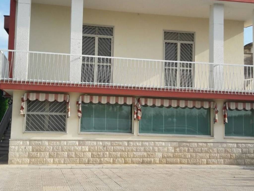 casa indipendente in vendita a Barletta in zona Montaltino