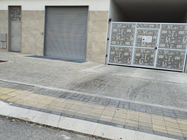 negozio in vendita a Barletta in zona Borgovilla