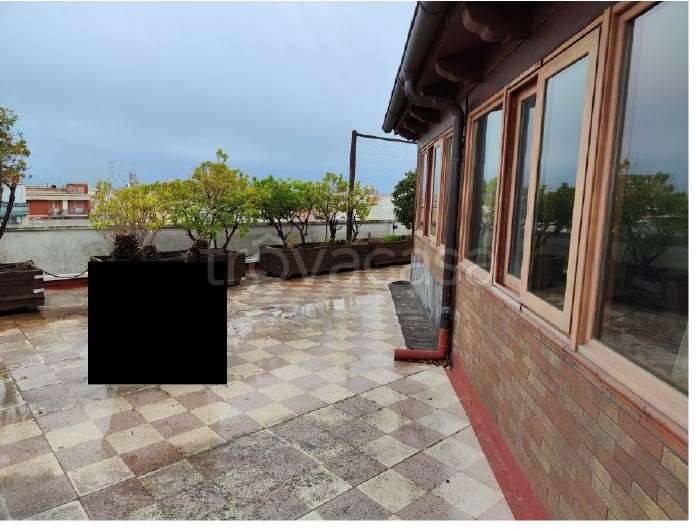 appartamento in vendita a Barletta in zona Borgovilla