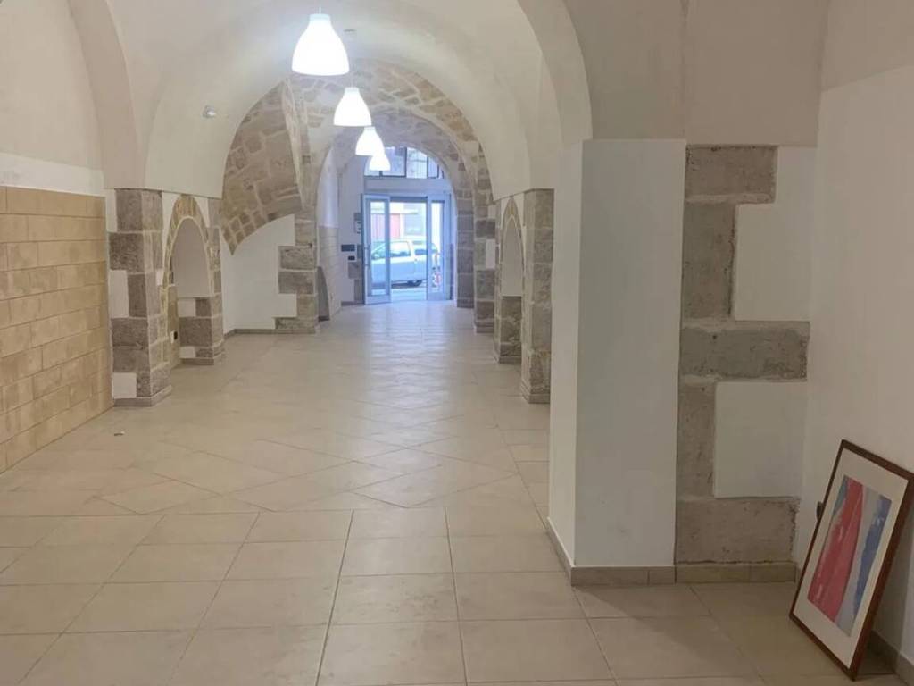 negozio in vendita a Barletta in zona Settefrati