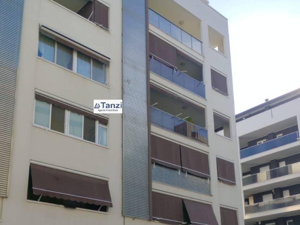 appartamento in vendita a Barletta in zona Patalini