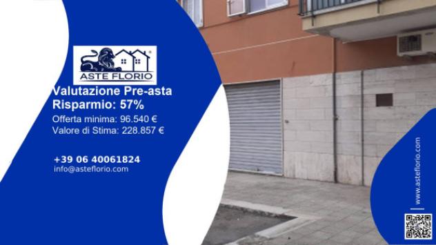 locale commerciale in vendita a Barletta