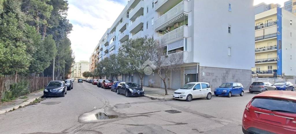 negozio in vendita a Barletta in zona Borgovilla