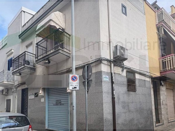 intera palazzina in vendita a Barletta in zona Borgovilla