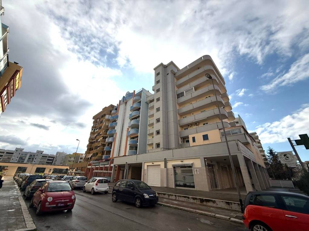appartamento in vendita a Barletta in zona Patalini