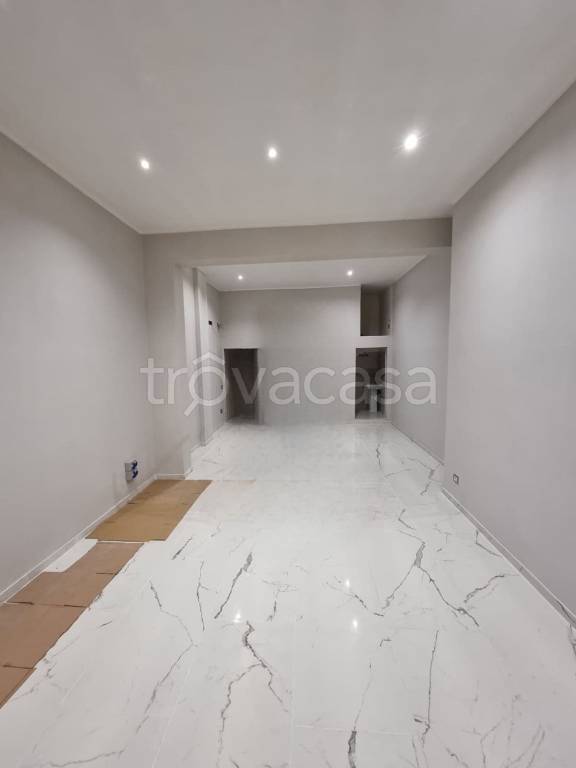 negozio in vendita a Barletta in zona Settefrati