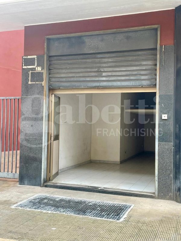 negozio in vendita a Barletta