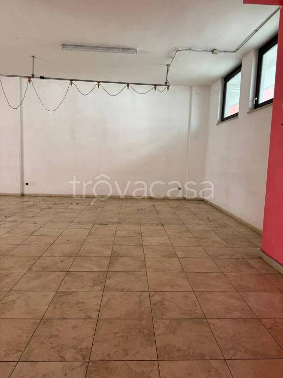 negozio in vendita a Barletta in zona Borgovilla