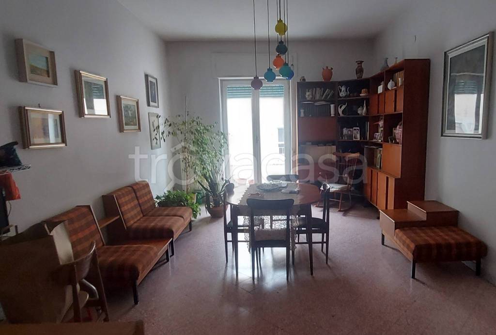 appartamento in vendita a Barletta in zona Centro Città