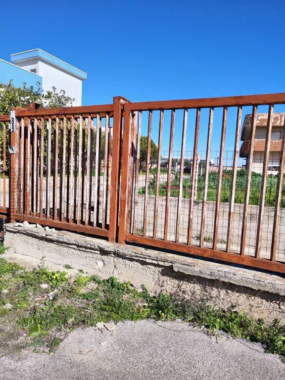 casa indipendente in vendita a Barletta