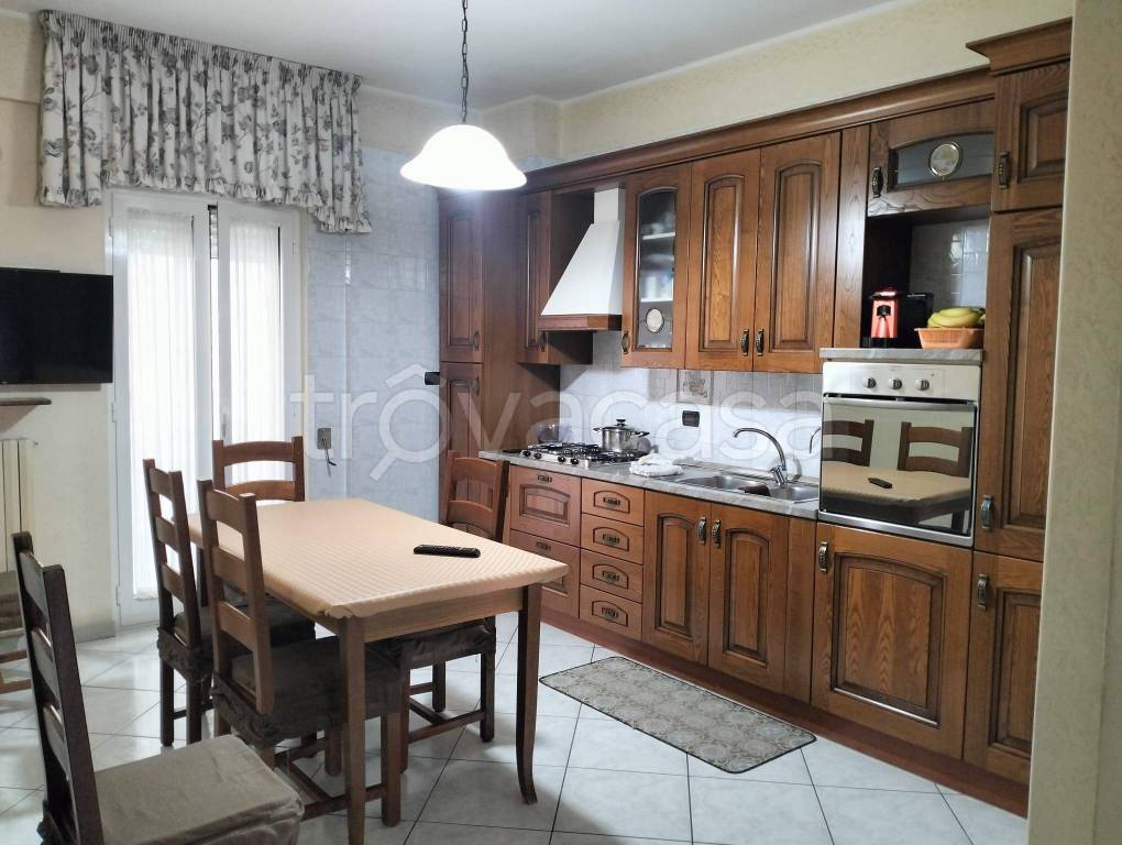 appartamento in vendita a Barletta in zona Settefrati