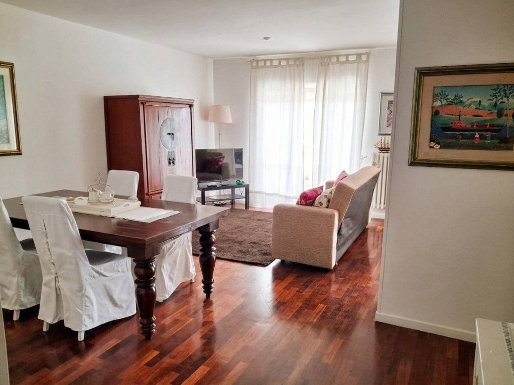 appartamento in vendita a Barletta in zona Patalini