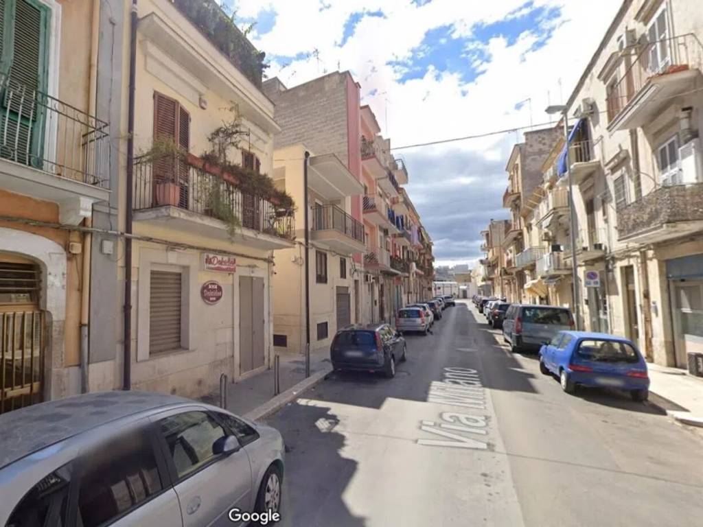 intera palazzina in vendita a Barletta in zona Settefrati